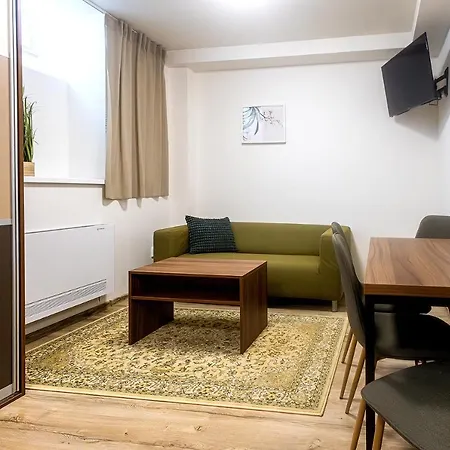 호텔 Old Town Hall - Stara Radnice - Ratusz Staromiejski -0,5km From Highway