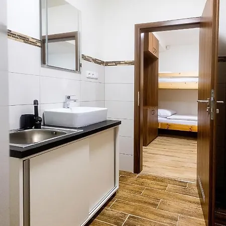 Old Town Hall - Stara Radnice - Ratusz Staromiejski -0,5km From Highway Hotel