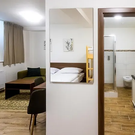 Hotel Old Town Hall - Stara Radnice - Ratusz Staromiejski -0,5km From Highway