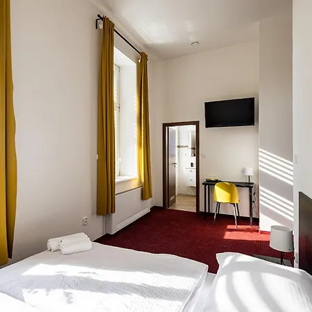 Hotel Old Town Hall - Stara Radnice - Ratusz Staromiejski -0,5km From Highway Bohumín
